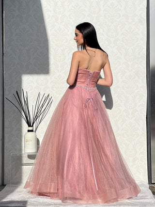 Abito Scilla in tulle di seta con corpetto a cuore con gonna ampia e voluminosa