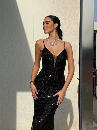 Abito Giada modello a sirena in tessuto stretch con scollo a goccia sulla schiena