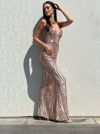 Abito Giada modello a sirena in tessuto stretch con scollo a goccia sulla schiena